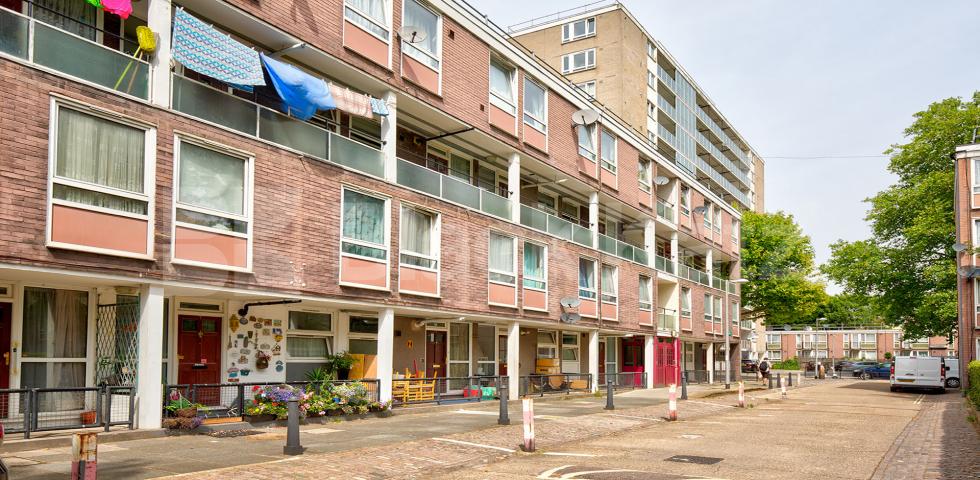 Spacious 4 bed , no lounge, mins to tube, shops and UCL Munster Square, Regents Park / Camden